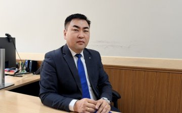 Э.ГАНТУЛГА: ХОНИН АРЦЫГ ХУУЛЬ БУСААР БЭЛТГЭВЭЛ ЭРҮҮГИЙН ХАРИУЦЛАГА ХҮЛЭЭНЭ