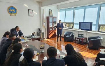 УЛСЫН БҮРТГЭГЧ НАРТ ЗӨРЧИЛ ШАЛГАН ШИЙДВЭРЛЭХ АЖИЛЛАГАА ЯВУУЛАХАД АНХААРАХ АСУУДЛААР СУРГАЛТ ХИЙЛЭЭ