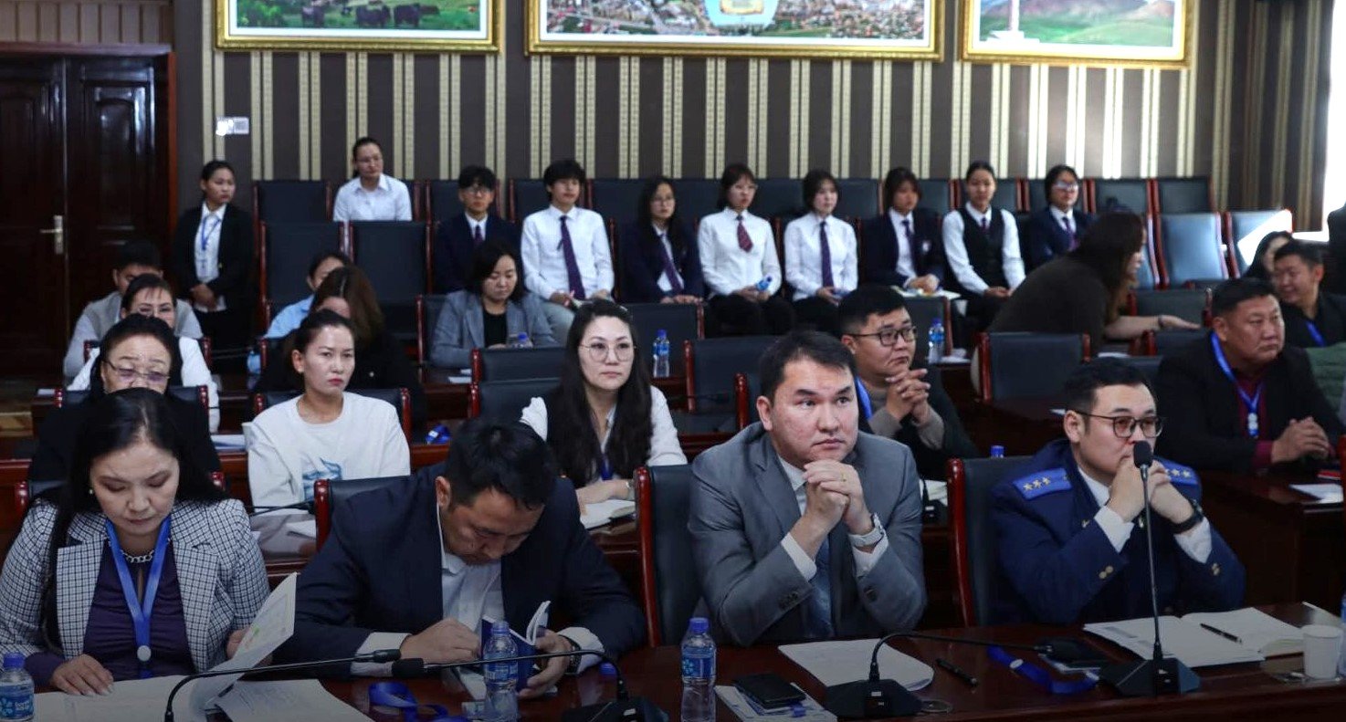 ХҮҮХДИЙН ЗӨВЛӨЛИЙН ХУРАЛДААНД ОРОЛЦОЖ, ХҮҮХДИЙН ЭРХИЙН ЗӨРЧЛИЙН ТАЛААР МЭДЭЭЛЭЛ ӨГЛӨӨ