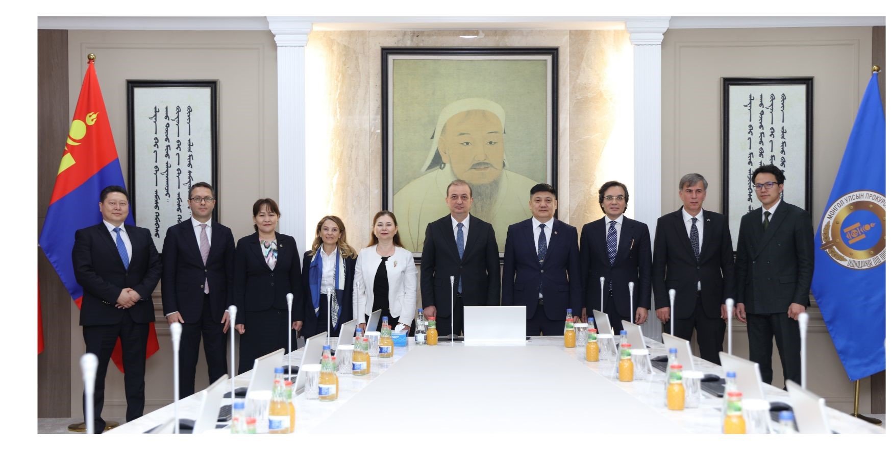 БҮГД НАЙРАМДАХ ТУРК УЛСЫН ХУУЛИЙН БАЙГУУЛЛАГУУДЫН ТӨЛӨӨЛЛИЙГ ХҮЛЭЭН АВЧ УУЛЗЛАА