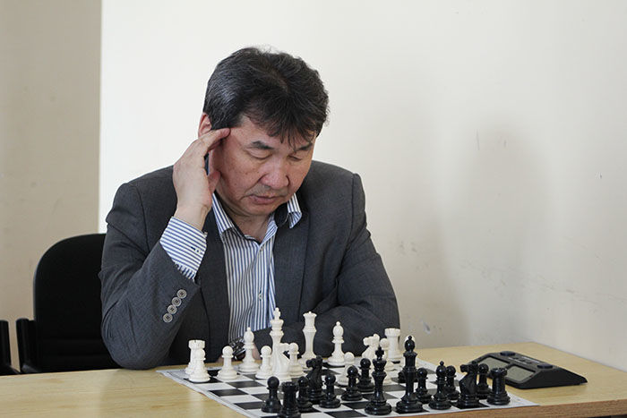 ШАТРЫН СПОРТЫН ДЭД МАСТЕР Т.БАЯРСАЙХАНЫ НЭРЭМЖИТ \