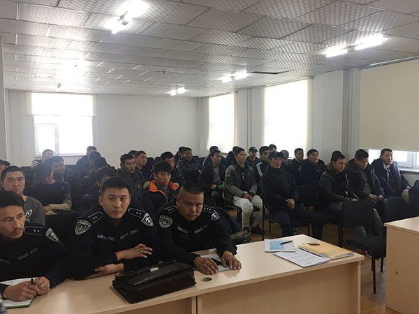 ТЭНСЭН ХАРГАЛЗАХ ЯЛ ШИЙТГҮҮЛСЭН ЯЛТНУУДЫГ СУРГАЛТАД ХАМРУУЛЖЭЭ