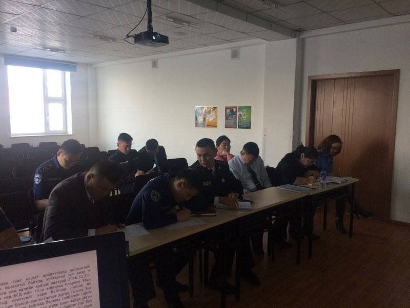БАЯНГОЛ ДҮҮРГИЙН ЦАГДААГИЙН 2-Р ДУГААР ХЭЛТЭС ДЭЭР СУРГАЛТ  ЗОХИОН БАЙГУУЛЖЭЭ