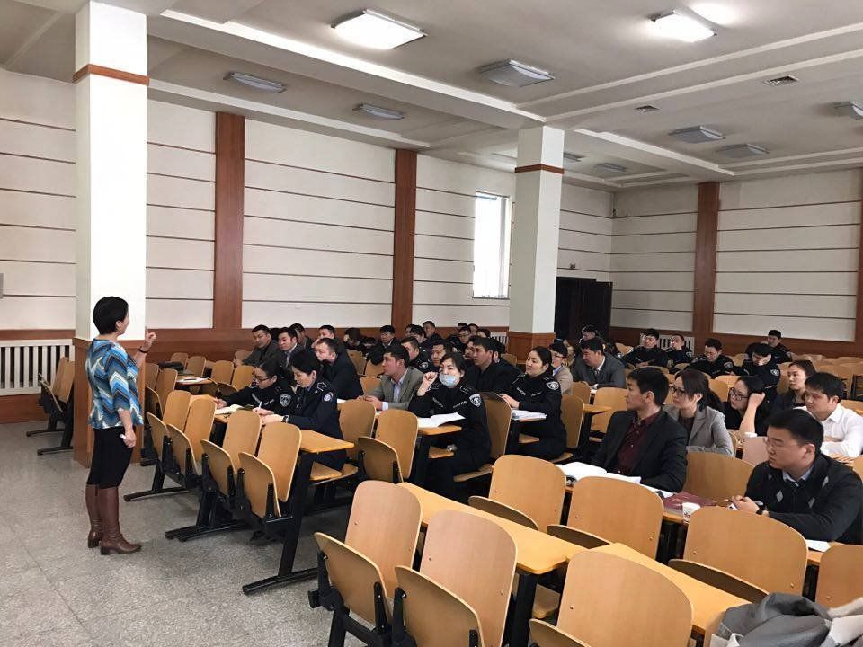 ПРОКУРОР, МӨРДӨН БАЙЦААГЧИД СУРГАЛТАД ХАМРАГДЛАА