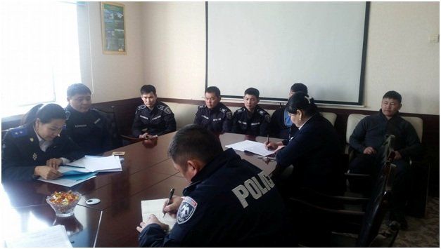 ЗАХИРГААНЫ ЖУРМААР БАРИВЧЛАХ БАЙРНЫ АХУЙ НӨХЦӨЛ, АЛБАДАН СААТУУЛАХ АЖИЛЛАГАА ХУУЛЬ ТОГТООМЖИД НИЙЦЭЖ БАЙГАА ЭСЭХИЙГ ШАЛГАЖЭЭ
