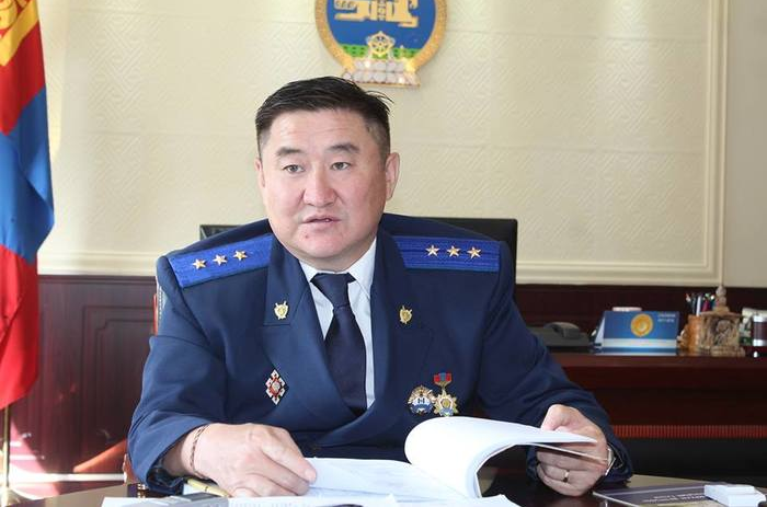 Д.ОТГОНБАЯР: ПРОКУРОР ХУУЛИЙН ХҮРЭЭНД, ӨӨРИЙН ИТГЭЛ ҮНЭМШИЛД ТУЛГУУРЛАЖ ХЭРГИЙГ ШИЙДВЭРЛЭХ ЁСТОЙ