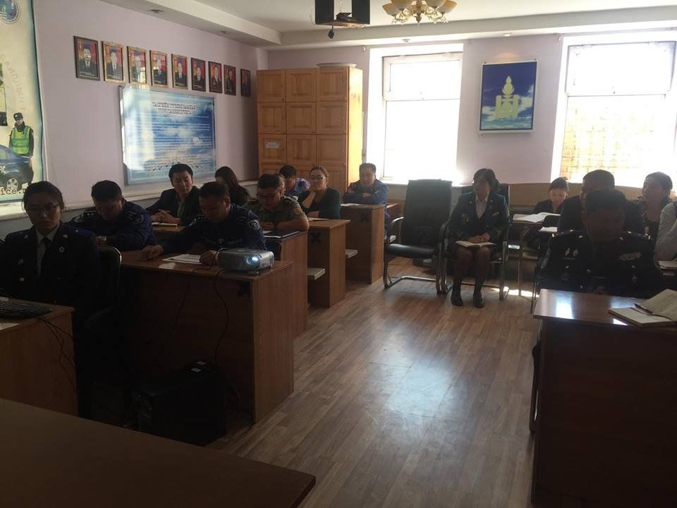 БАЯНГОЛ ДҮҮРГИЙН ПРОКУРОРЫН ГАЗАР ХАМТАРСАН ЗӨВЛӨГӨӨН ЗОХИОН БАЙГУУЛЛАА