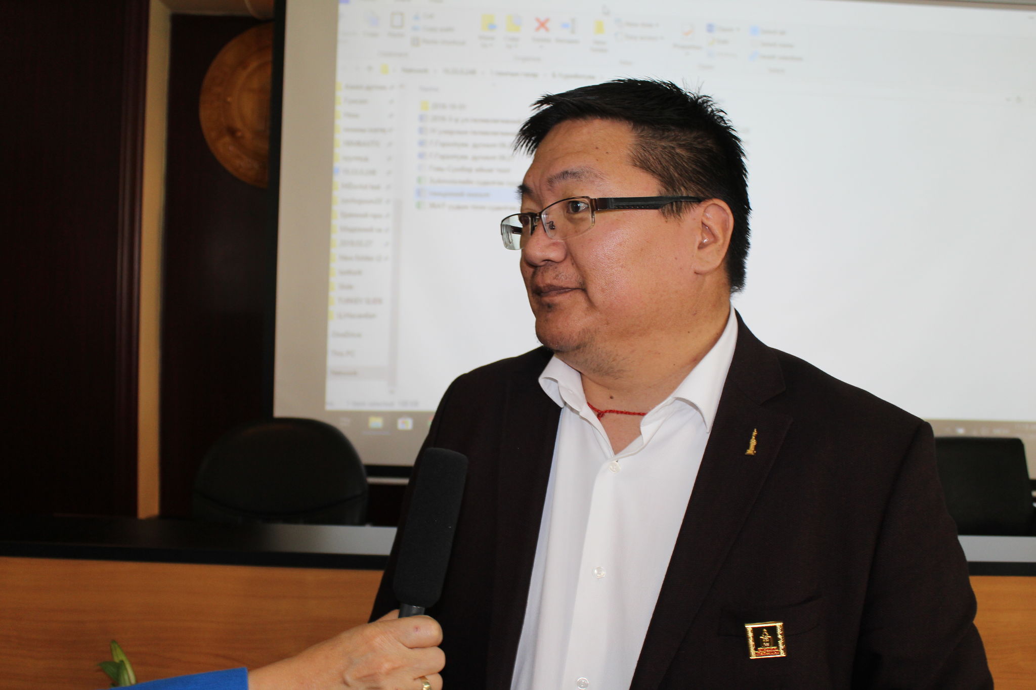 Л.БАДРАЛТ: ПРОКУРОРЫН БАЙГУУЛЛАГЫН 