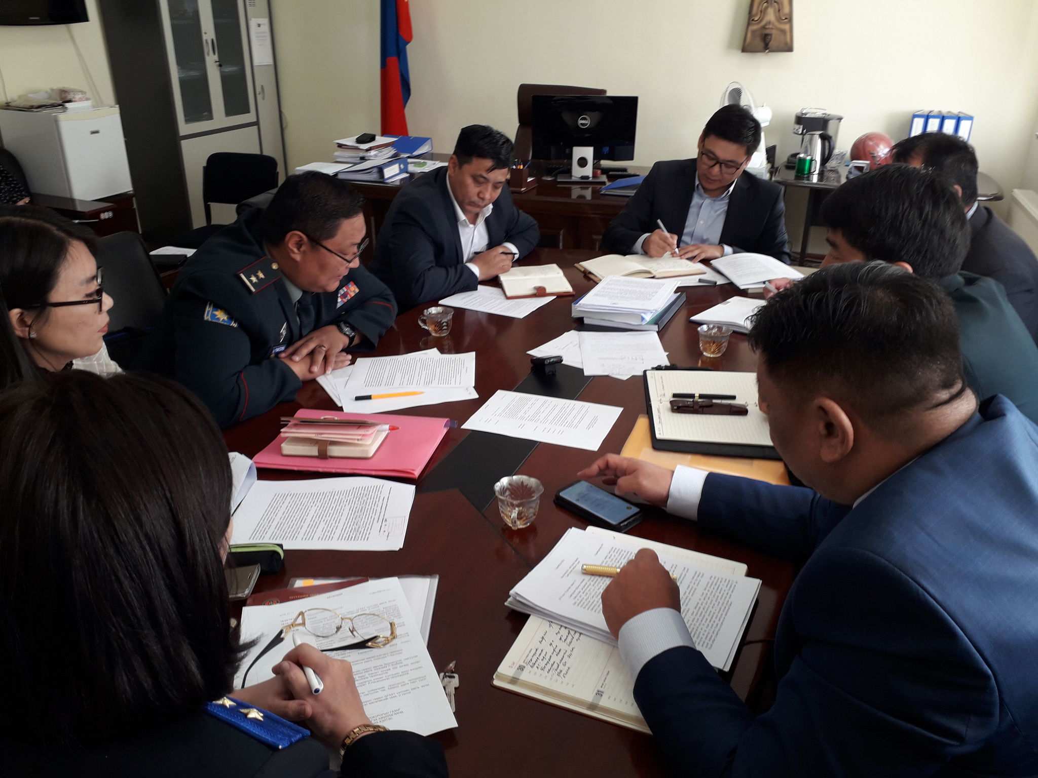 НИЙСЛЭЛИЙН ПРОКУРОРЫН ГАЗРЫН ШИЙДВЭР ГҮЙЦЭТГЭХ  АЖИЛЛАГААНД ХЯНАЛТ ТАВИХ ХЭЛТЭС ХАМТАРСАН ЗӨВЛӨГӨӨН ЗОХИОН БАЙГУУЛАВ