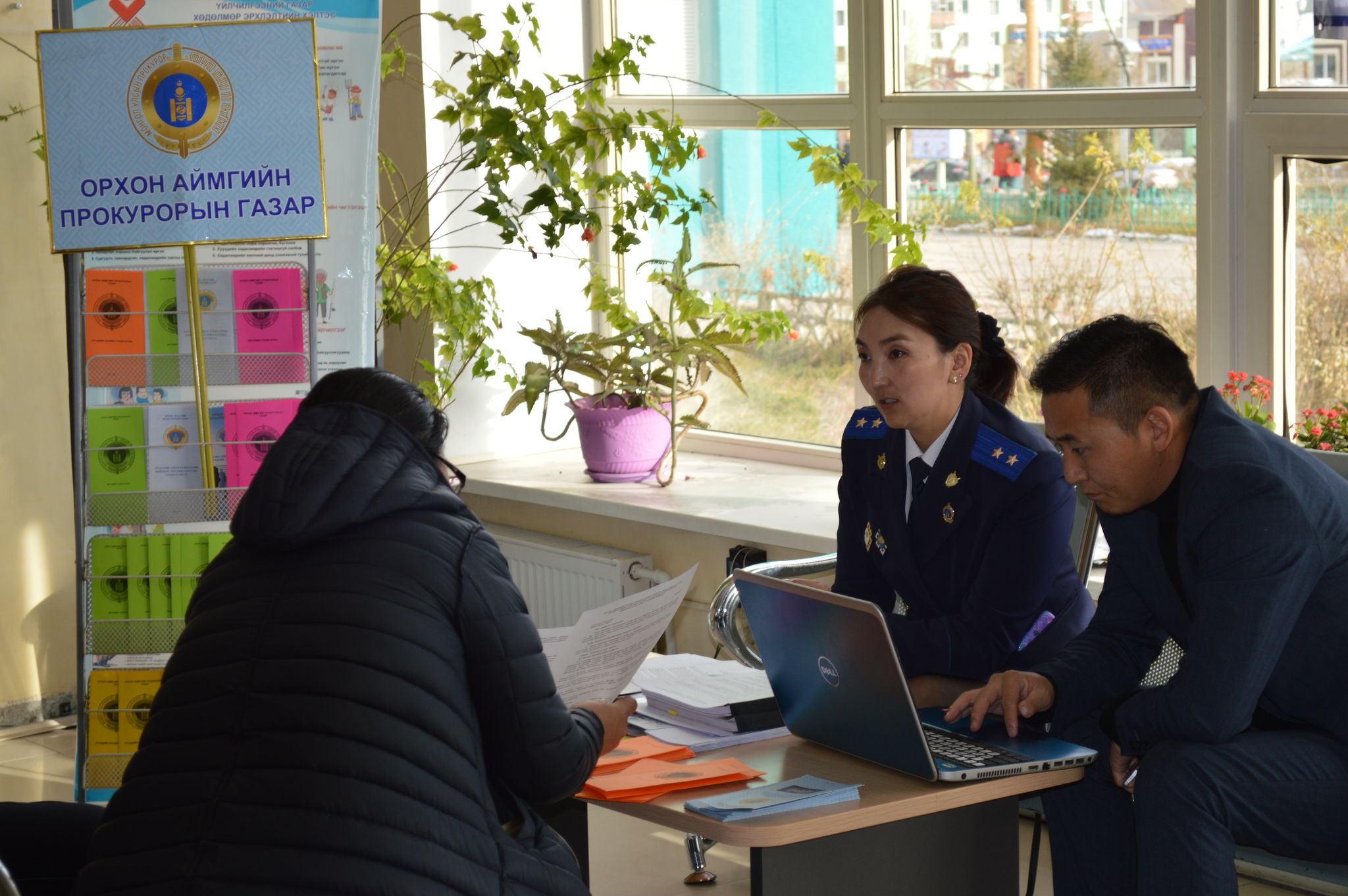 ОРХОН АЙМГИЙН ПРОКУРОРЫН ГАЗАР “НЭЭЛТТЭЙ ХААЛГАНЫ ӨДӨРЛӨГ”-ИЙГ  ЗОХИОН БАЙГУУЛАВ