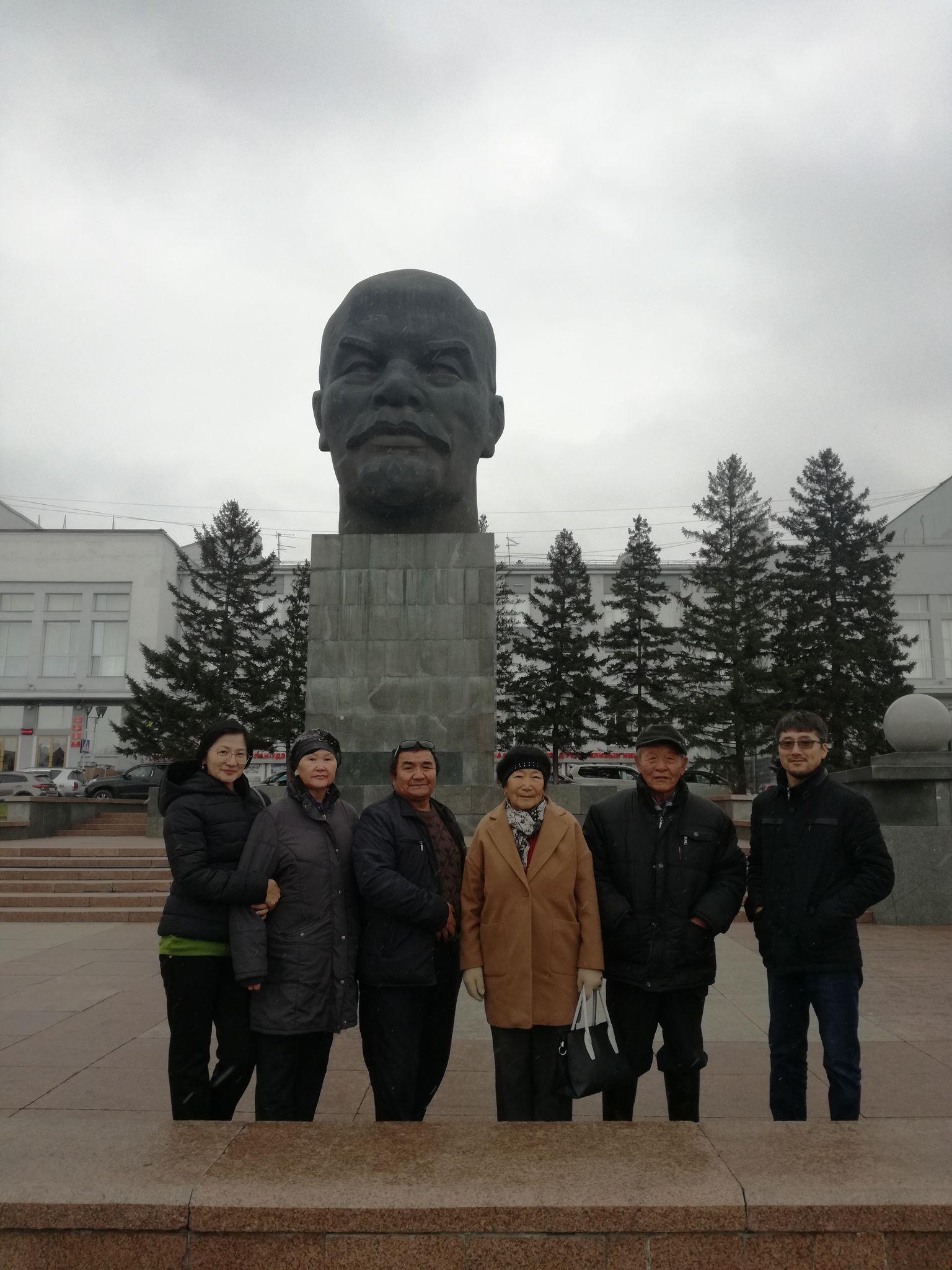 АХМАДУУДАА  АЯЛУУЛЛАА