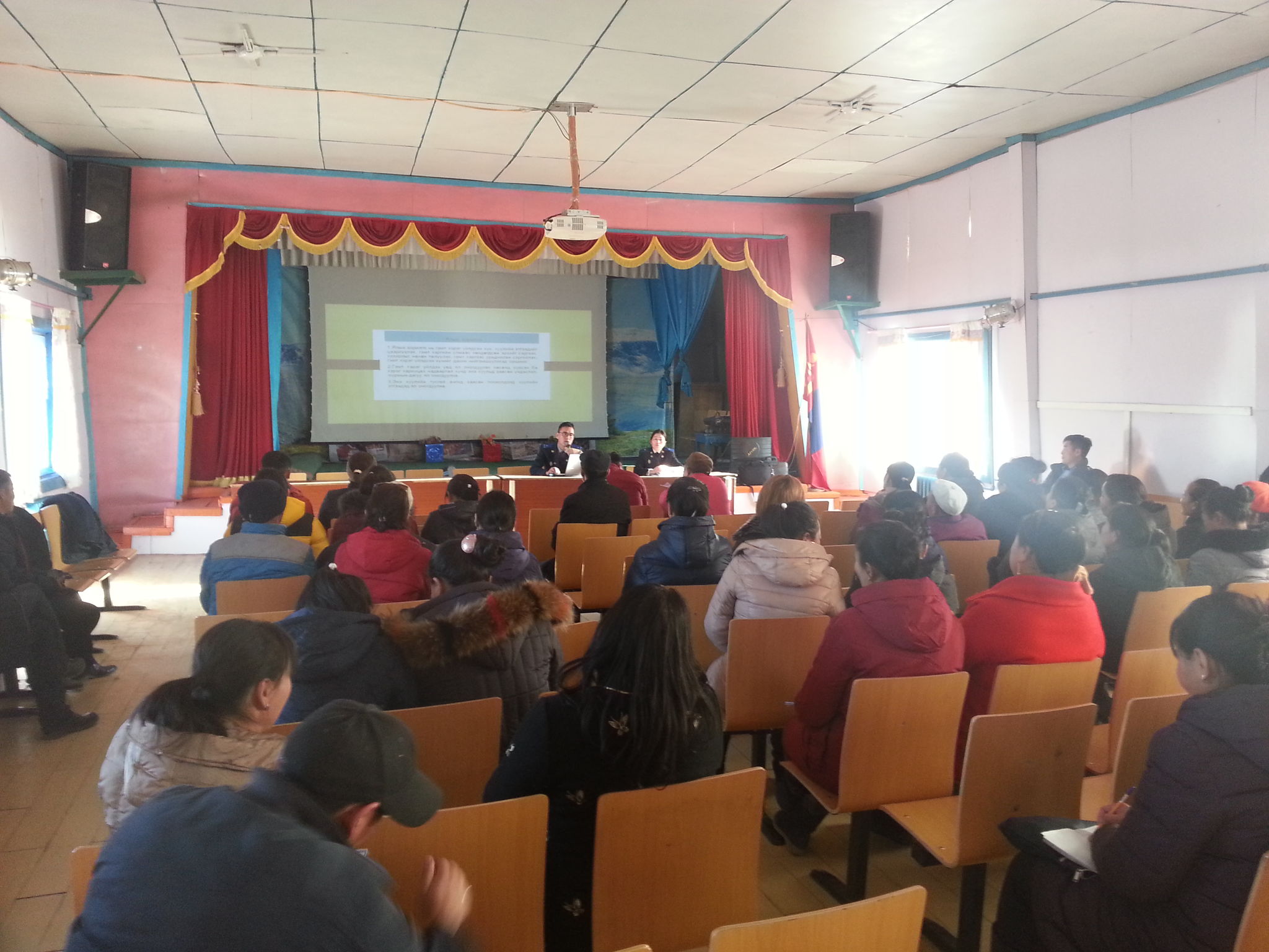 ЗАВХАН АЙМГИЙН ПРОКУРОРЫН ГАЗАР ГЭМТ ХЭРГЭЭС УРЬДЧИЛАН СЭРГИЙЛЭХ АЖЛЫН ЧИГЛЭЛЭЭР  ИРГЭДЭД ЯРИА ТАНИУЛГА, СУРГАЛТ ЗОХИОН БАЙГУУЛАВ