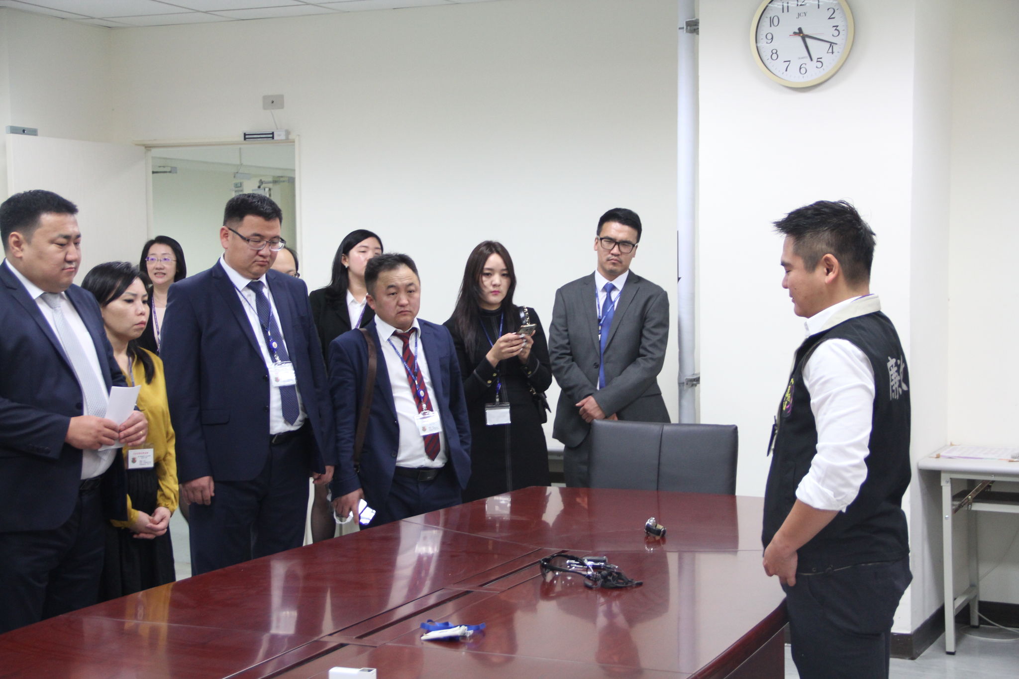 МОНГОЛ УЛСЫН ПРОКУРОРЫН БАЙГУУЛЛАГЫН ПРОКУРОР, АЖИЛТНУУД ТАЙВАНИЙ ХУУЛЬ ЗҮЙН ЯАМНЫ ШҮҮХИЙН АКАДЕМИЙН СУРГАЛТАНД ХАМРАГДАЖ, ТУРШЛАГА СУДЛААД ИРЛЭЭ