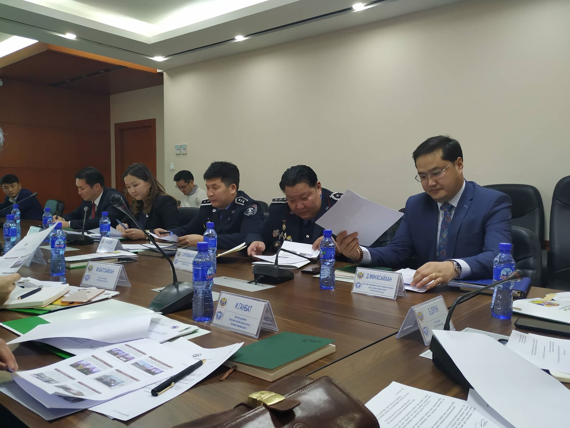 ХАН-УУЛ ДҮҮРГИЙН ГЭМТ ХЭРГЭЭС УРЬДЧИЛАН СЭРГИЙЛЭХ АЖЛЫГ ЗОХИЦУУЛАХ САЛБАР ЗӨВЛӨЛИЙН 2019 ОНЫ АЖЛЫН ТӨЛӨВЛӨГӨӨ БАТЛАГДЛАА