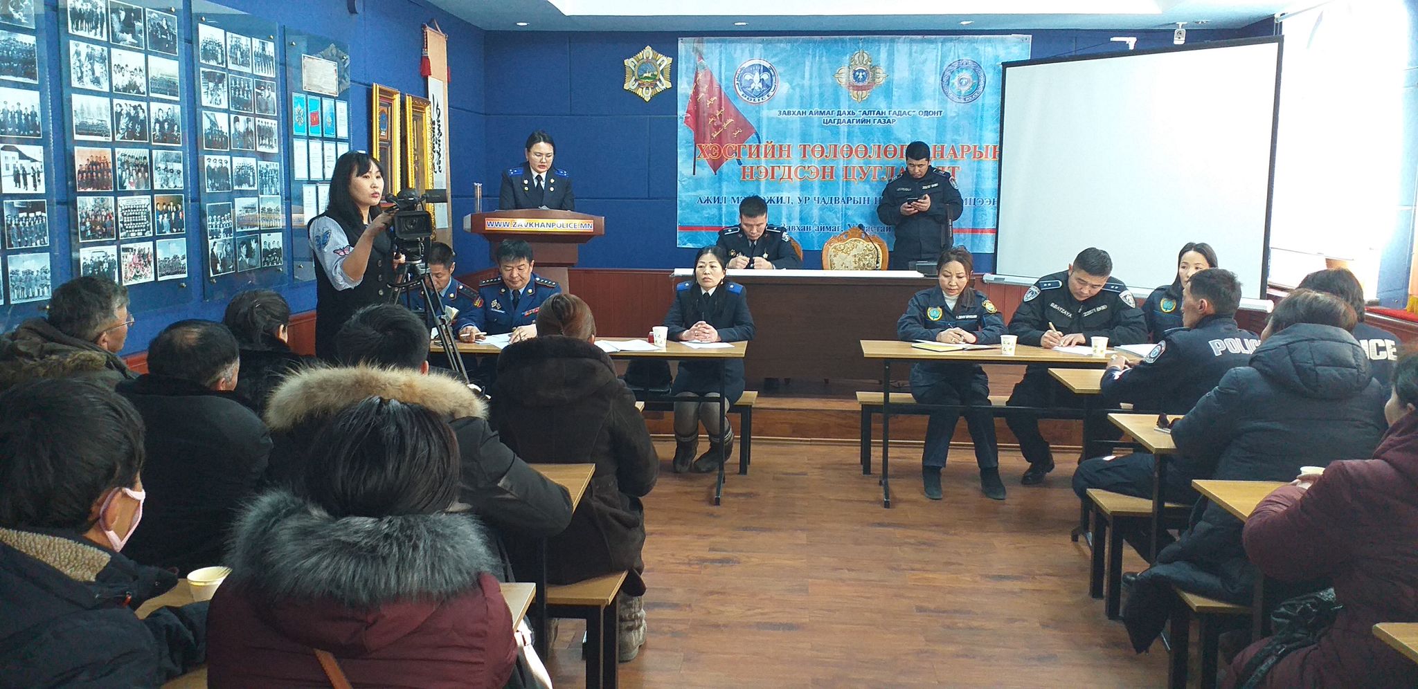 ЗАВХАН АЙМГИЙН ПРОКУРОРЫН ГАЗАР ХУУЛЬ ХЯНАЛТЫН БАЙГУУЛЛАГУУДТАЙ ХАМТРАН УРДЧИЛАН СЭРГИЙЛЭХ ХЯНАЛТ,  ШАЛГАЛТЫГ ХИЙЛЭЭ