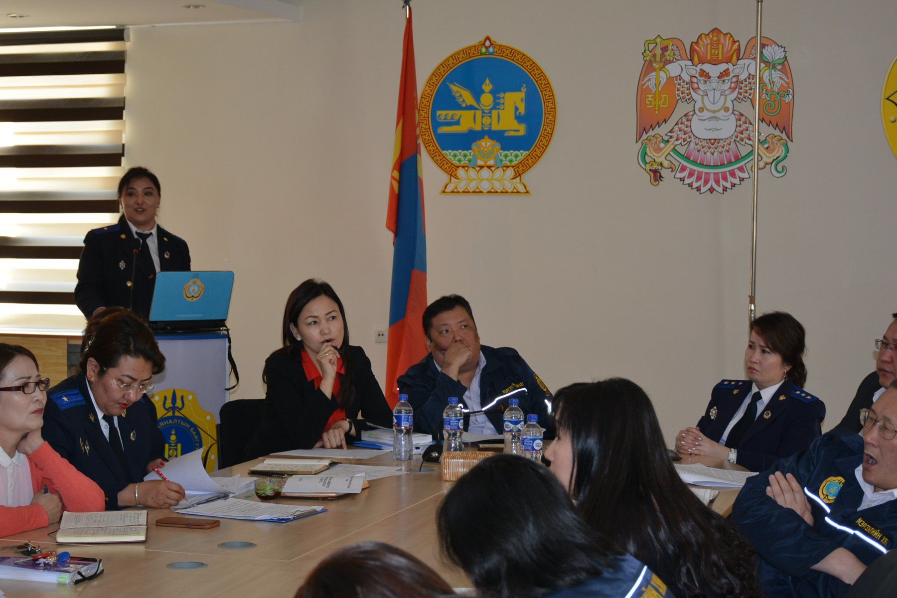 “ЗӨРЧЛИЙГ НОТЛОХ, НОТЛОХ БАРИМТ ЦУГЛУУЛАХ, БЭХЖҮҮЛЭХЭД  АНХААРАХ АСУУДЛУУД ”  СЭДВЭЭР СУРГАЛТ ХИЙЛЭЭ