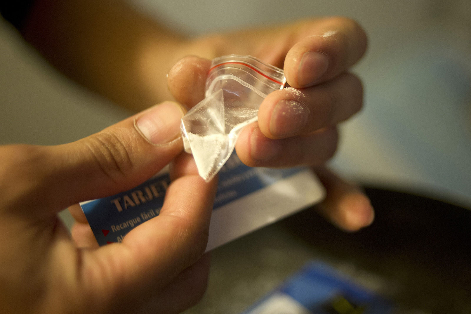 ПРОКУРОРУУД ХАР ТАМХИ, МАНСУУРУУЛАХ БОЛОН СЭТГЭЦЭД НӨЛӨӨТ  ЭМ БЭЛДМЭЛ, БОДИСТОЙ ХОЛБООТОЙ ГЭМТ ХЭРЭГ, ЗӨРЧЛӨӨС УРЬДЧИЛАН СЭРГИЙЛЭХЭД АНХААРЧ АЖИЛЛАЖ БАЙНА