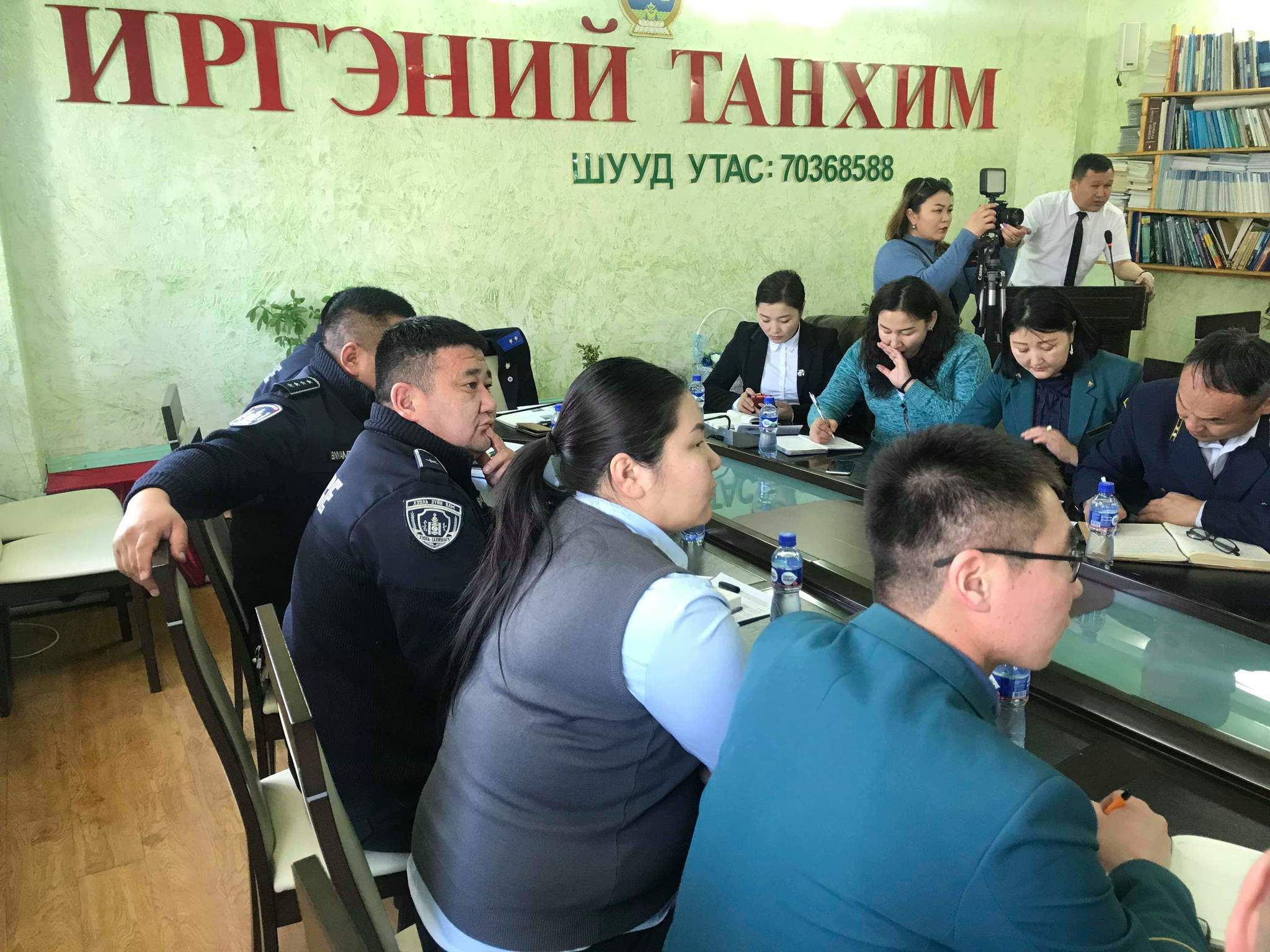 ЗӨРЧИЛ ШАЛГАН ШИЙДВЭРЛЭХ ЭРХ БҮХИЙ АЛБАН ТУШААЛТНУУДТАЙ ХАМТАРСАН ЗӨВӨЛГӨӨН ЗОХИОН БАЙГУУЛЖ, СУРГАЛТ ЯВУУЛЛАА