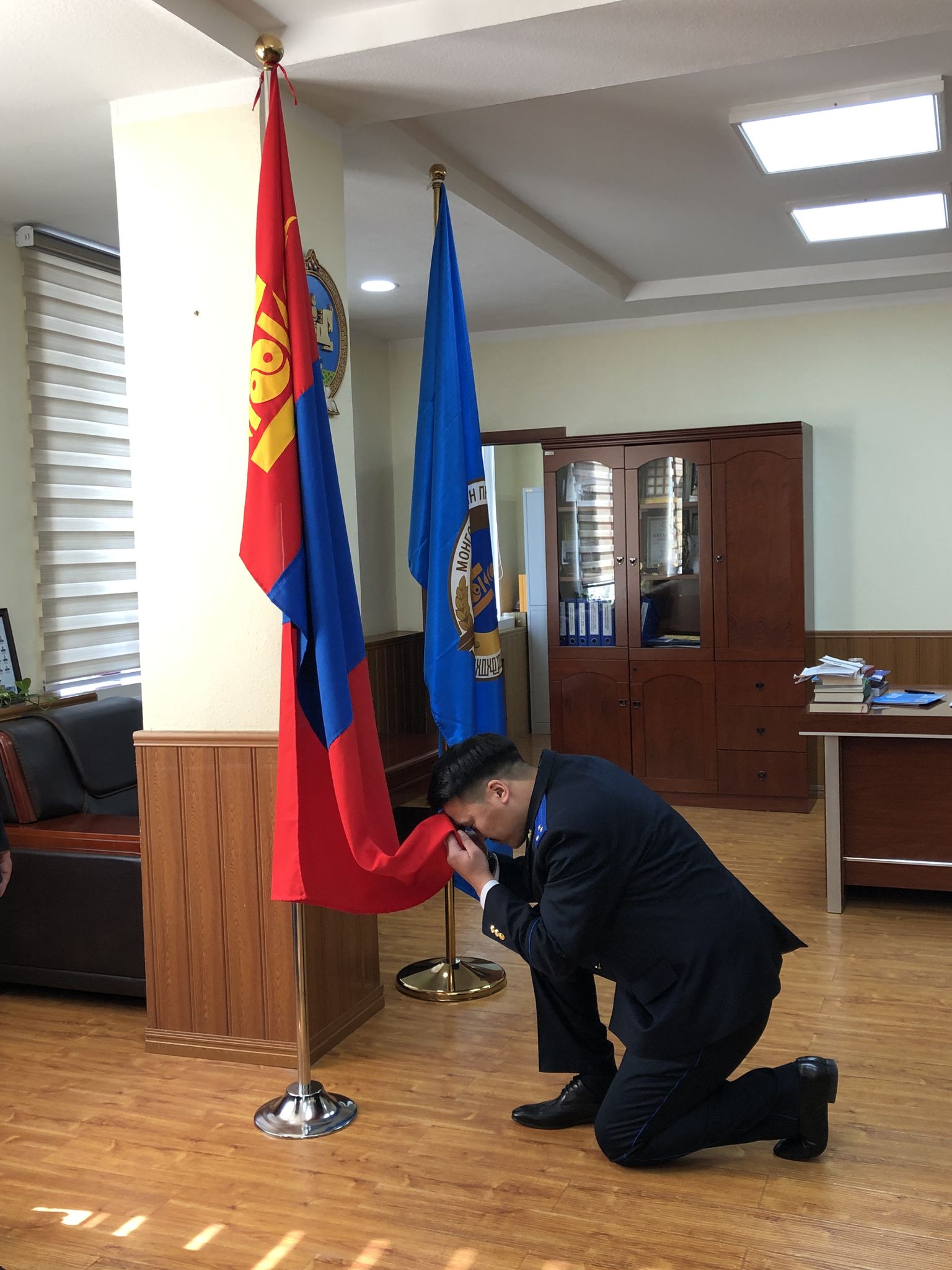 ШИНЭЭР ТОМИЛОГДСОН ПРОКУРОРУУД ТАНГАРАГ ӨРГӨЛӨӨ