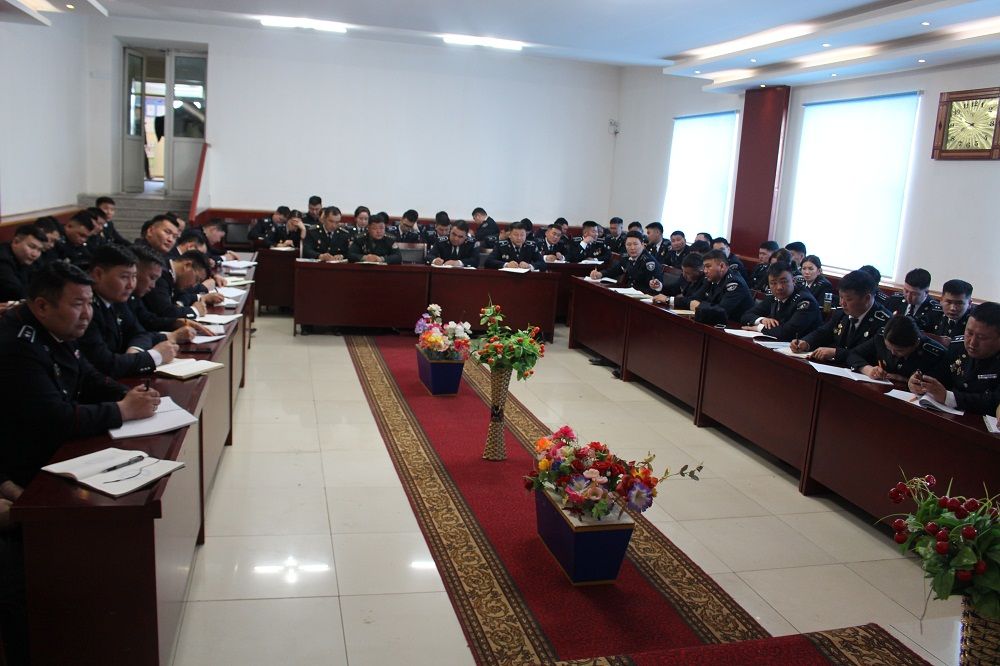 ЗӨРЧИЛ ШАЛГАН ШИЙДВЭРЛЭХ ЭРХ БҮХИЙ   АЛБАН ТУШААЛТНУУДАД СУРГАЛТ ЗОХИОН БАЙГУУЛЛАА