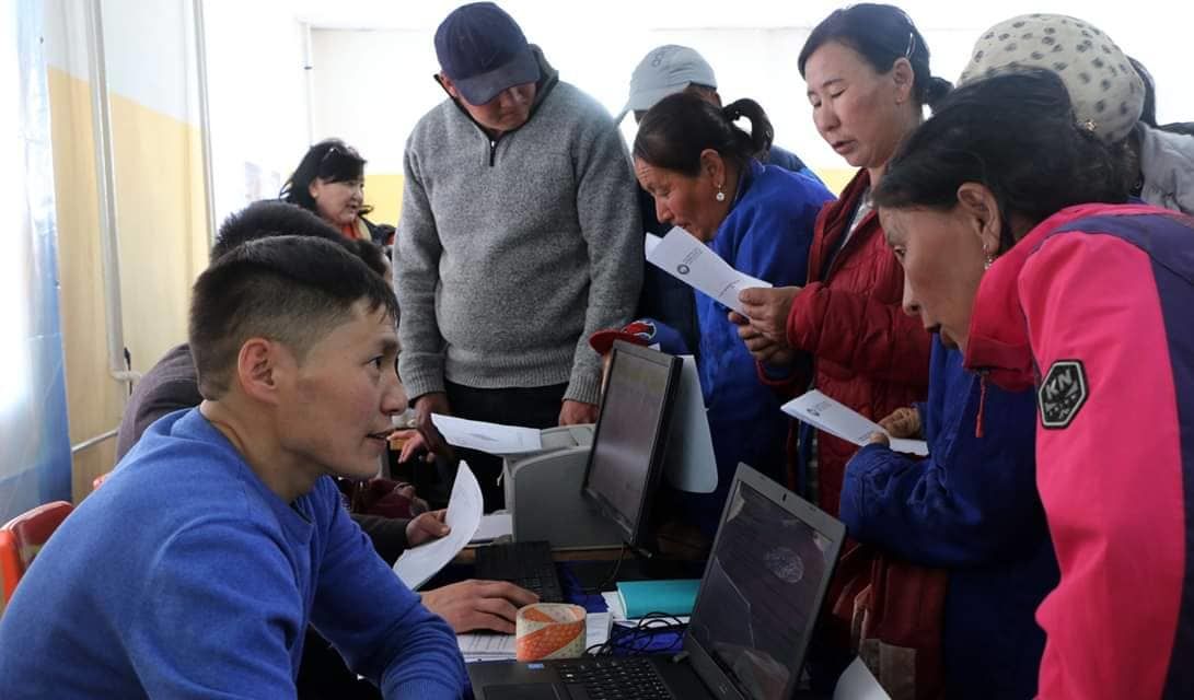 НЭЭЛТТЭЙ ХААЛГАНЫ ӨДӨРЛӨГ ЗОХИОН БАЙГУУЛЖЭЭ