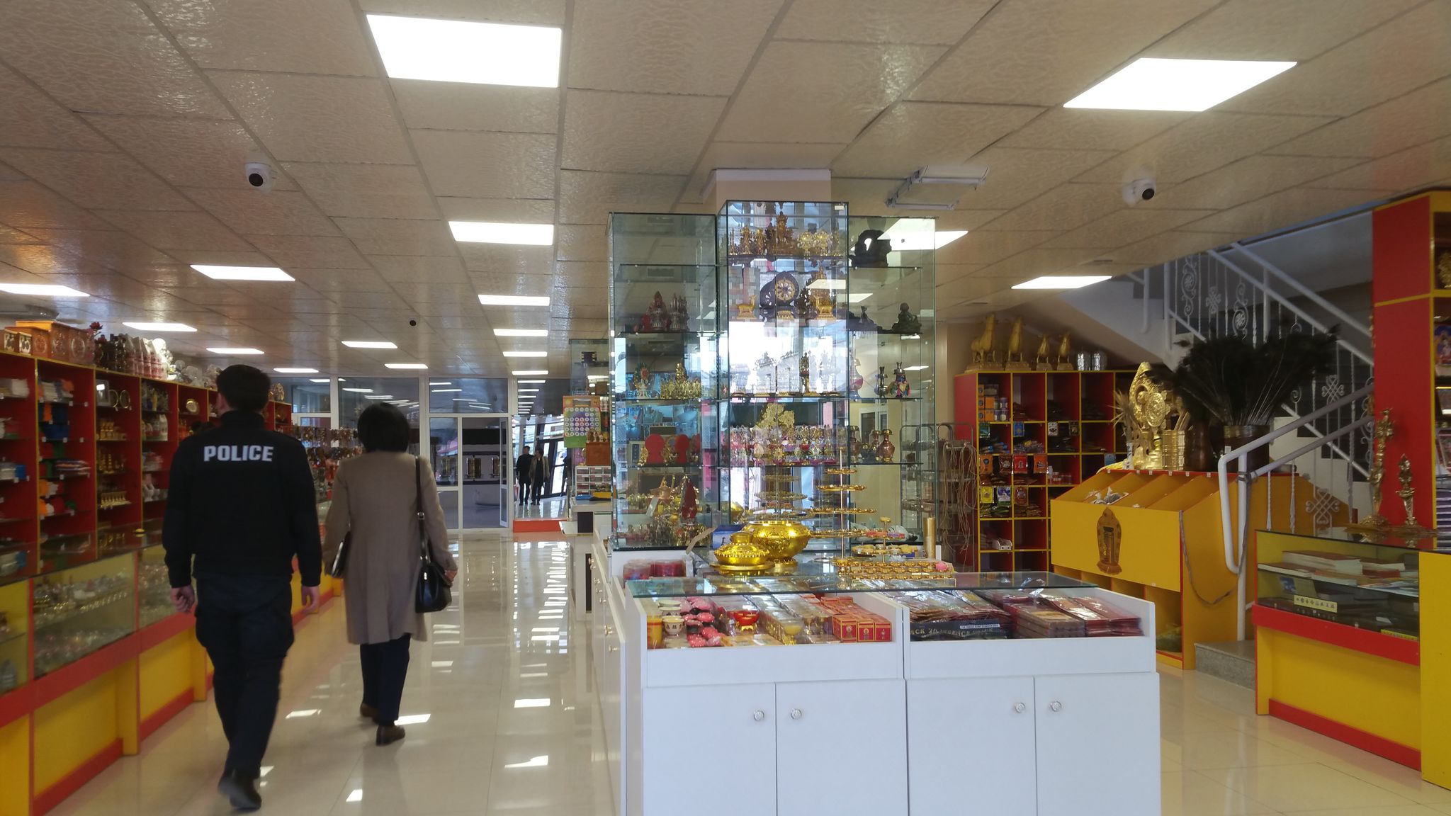 ХҮРЭЭЛЭН БАЙГАА ОРЧНЫ ЭСРЭГ ГЭМТ ХЭРЭГ, ЗӨРЧИЛТЭЙ ТЭМЦЭХЭД МЭРГЭЖЛИЙН ХЯНАЛТЫН БАЙГУУЛЛАГАТАЙ ХАМТРАН АЖИЛЛАЖЭЭ