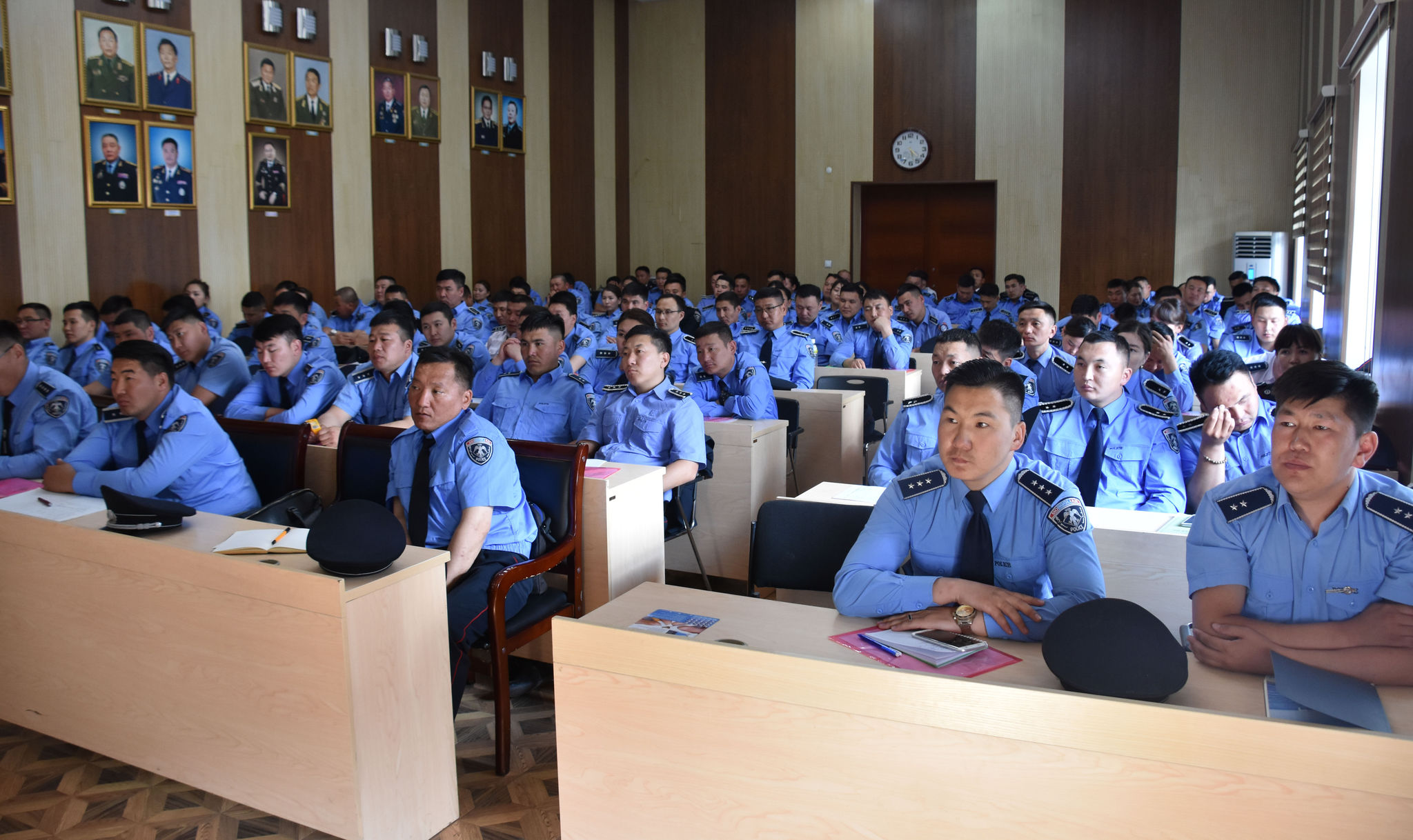 ЭРХ БҮХИЙ 140 АЛБАН ТУШААЛТАНД СУРГАЛТ ЗОХИОН БАЙГУУЛЛАА