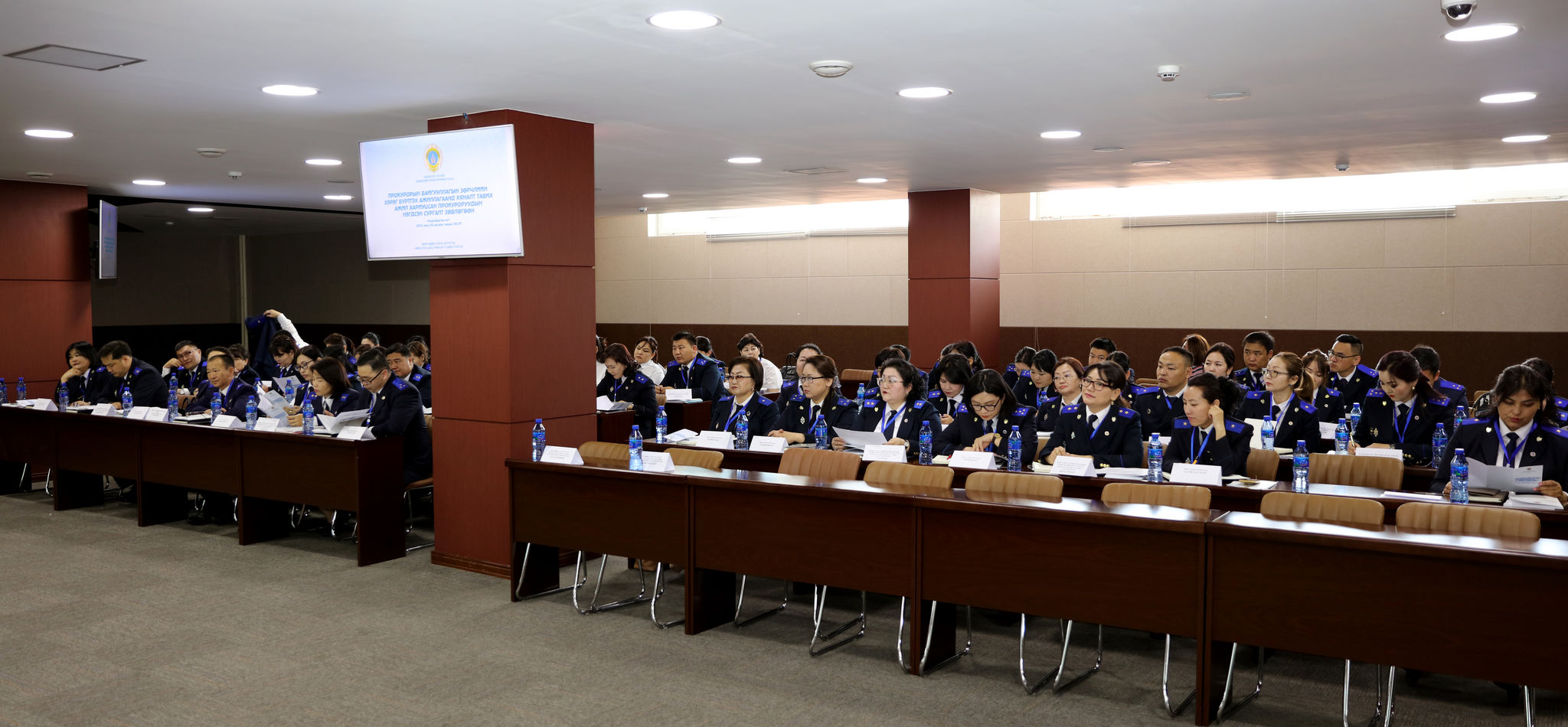 Ч.ЧИНБАТ: “ЗӨРЧЛИЙН ХУУЛИЙН ХЭРЭГЖИЛТИЙГ ПРОКУРОРЫН БОЛОН ЦАГДААГИЙН БАЙГУУЛЛАГУУД ДОТООДДОО ДҮГНЭЭД ЯВЖ БАЙНА”