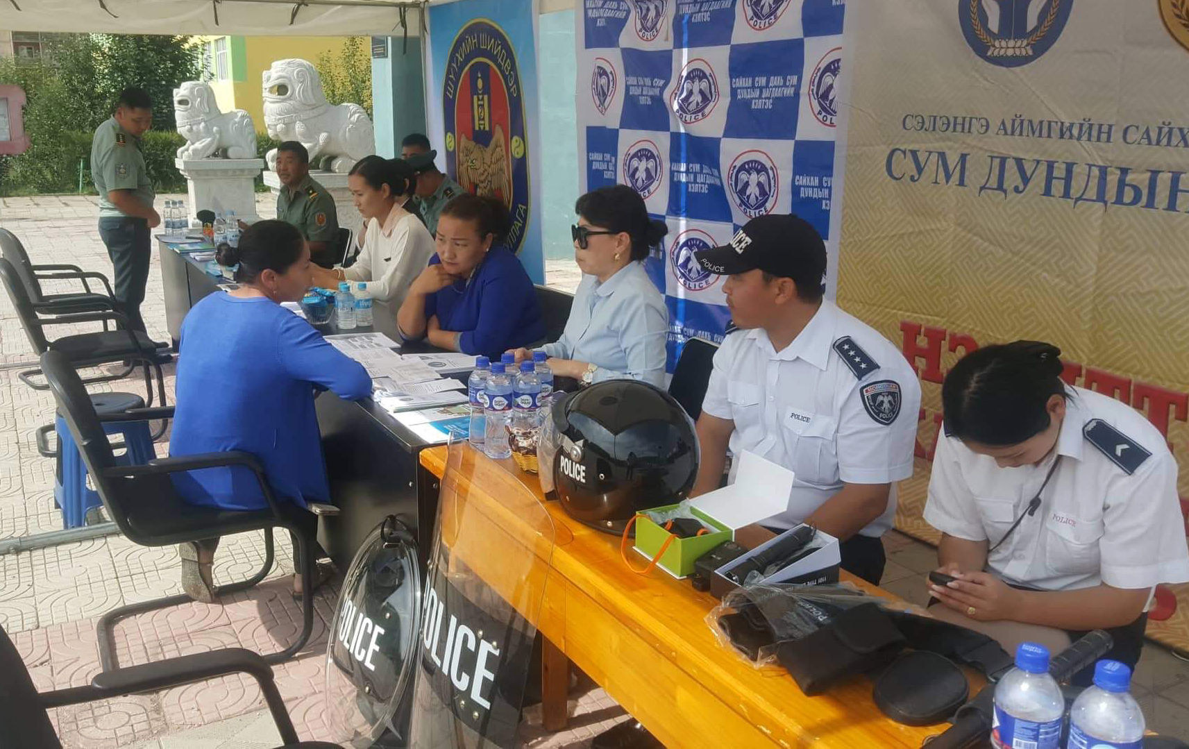 ОРОН НУТАГТ НЭЭЛТТЭЙ ХААЛГАНЫ ӨДӨРЛӨГ ЗОХИОН БАЙГУУЛЛАА