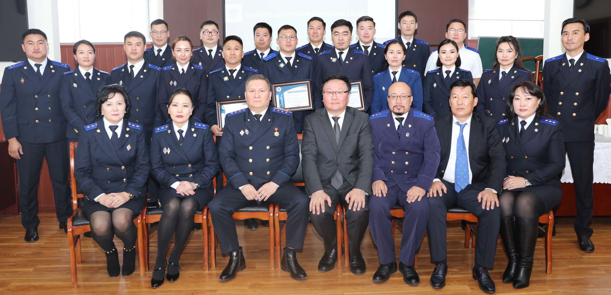 “ПРОКУРОРЫН САХИЛГА ХАРИУЦЛАГА, ЁС ЗҮЙ” СЭДЭВТ АСУУЛТ, ХАРИУЛТЫН ТЭМЦЭЭН БОЛЛОО