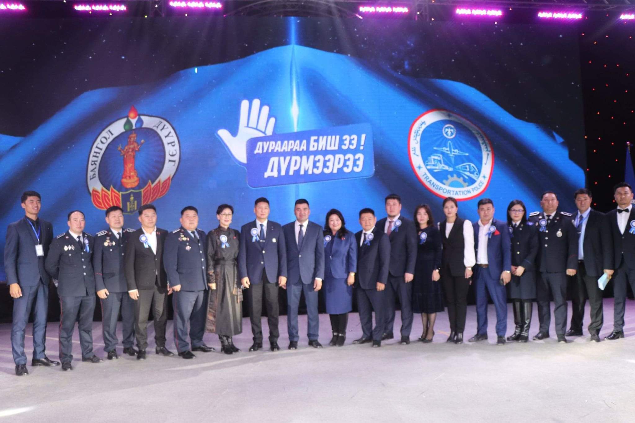 “ЖОЛООЧ ТА БИД”, “ДУРААРАА БИШ ДҮРМЭЭРЭЭ” СЭДЭВТ ДЭВЖЭЭ ТЭМЦЭЭН ЗОХИОН БАЙГУУЛЖЭЭ