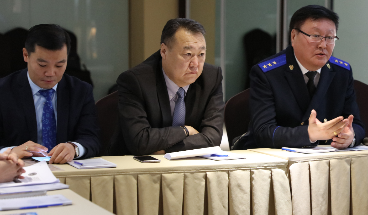 “ХОТ ХООРОНДЫН НИЙТИЙН ТЭЭВРИЙН ҮЙЛЧИЛГЭЭНД ЗАМ ТЭЭВРИЙН ОСОЛ, ХЭРЭГ ГАРАХААС УРЬДЧИЛАН СЭРГИЙЛЭХ НЬ” УУЛЗАЛТ, ЗӨВЛӨГӨӨН БОЛЛОО