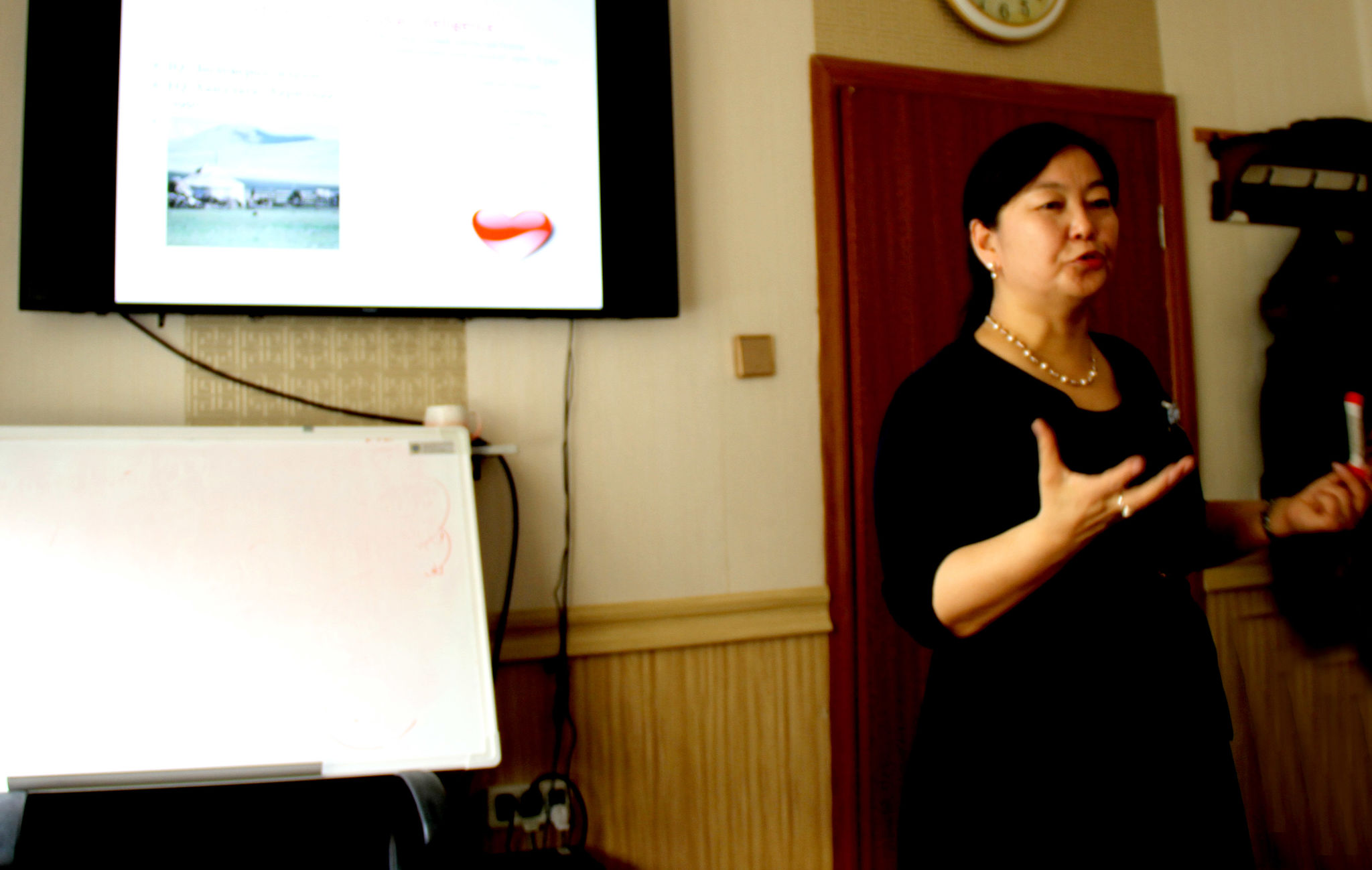 “ШИНЭ ЗУУНЫ ИРГЭДИЙН СЭТГЭЛГЭЭ, ХАНДЛАГА” СЭДЭВТ СУРГАЛТАД ХАМРАГДЛАА